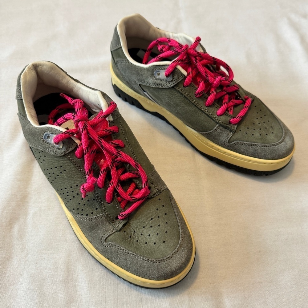 P448 Marvin 36 Sneakers Army Gray Green w/ Pink Laces ~ Casual Comfort US 6-6.5